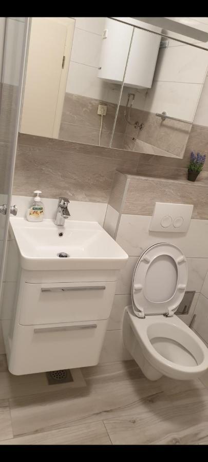 Apartman Petra Makarska Exterior foto